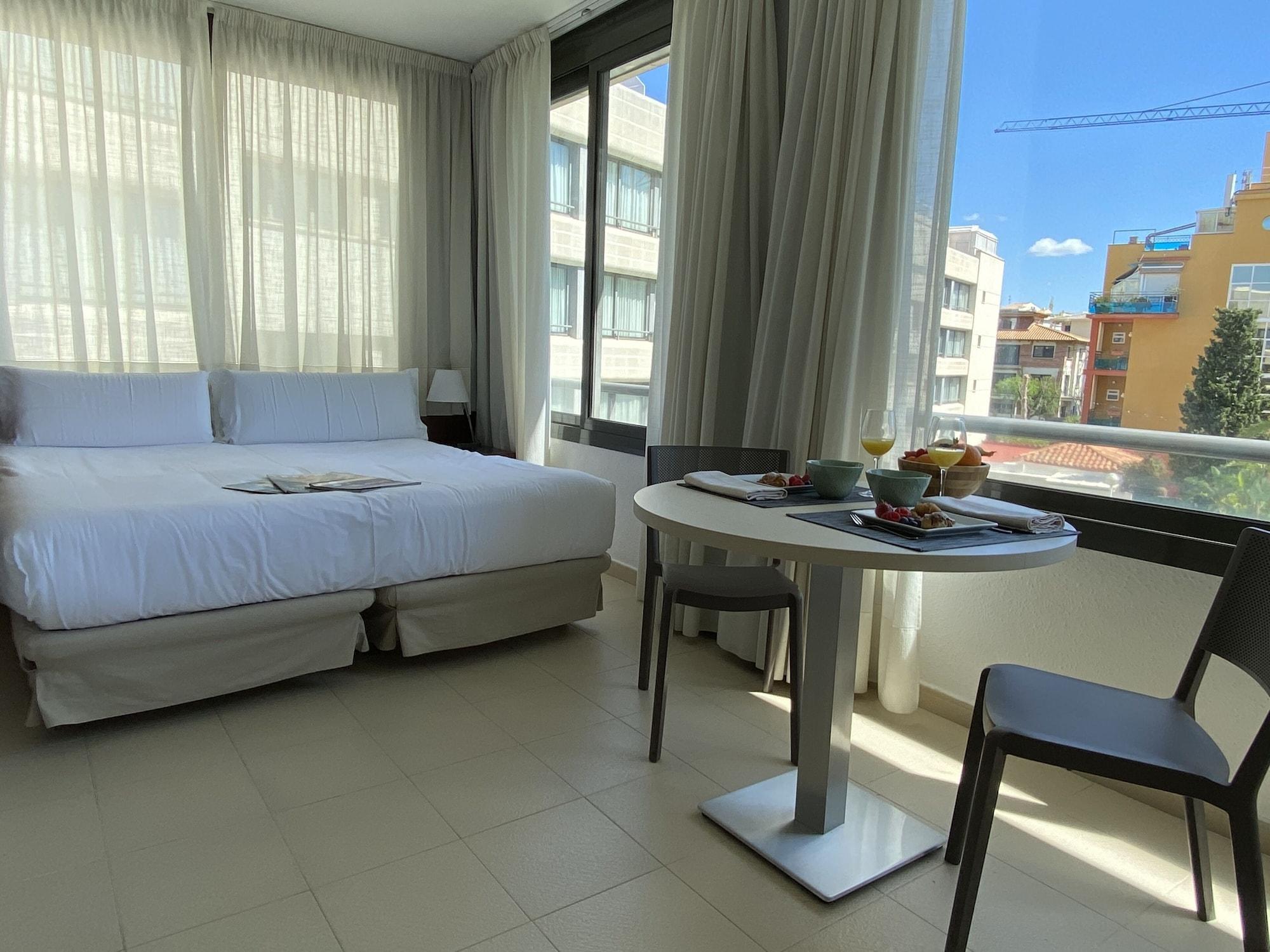 Atenea Park & Apartahotel Vilanova i la Geltrú